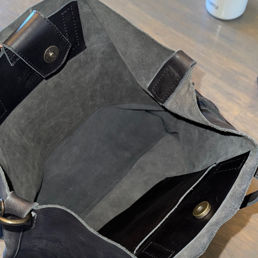 ABLE Abera Crossbody Tote Black - Picture 6 of 7